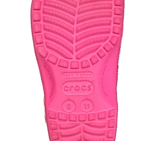 Crocs Unisex-Adult Barbie Classic Clogs Shoes NWOB Size W 11 M 9 - Picture 9 of 9